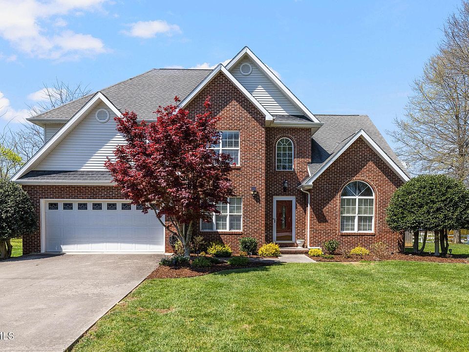 1st image of 102 Ridgeview Meadows Dr