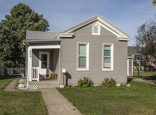 608 S 14th St, Quincy, IL 62301