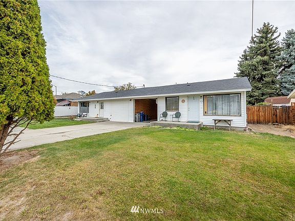3rd image of 573 N Darwood Ave Avenue #A,B