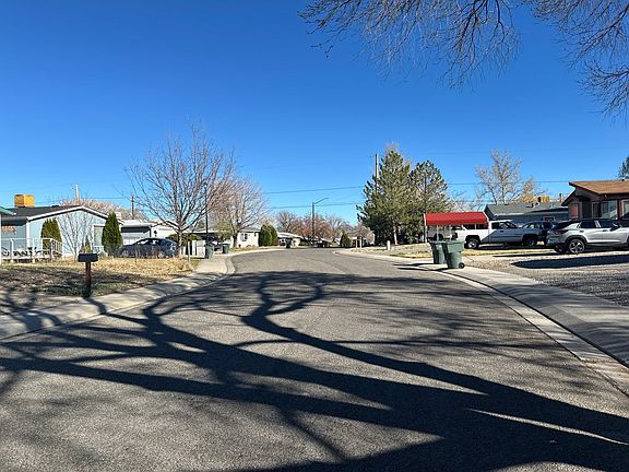 4th image of 309 1/2 Acoma Dr