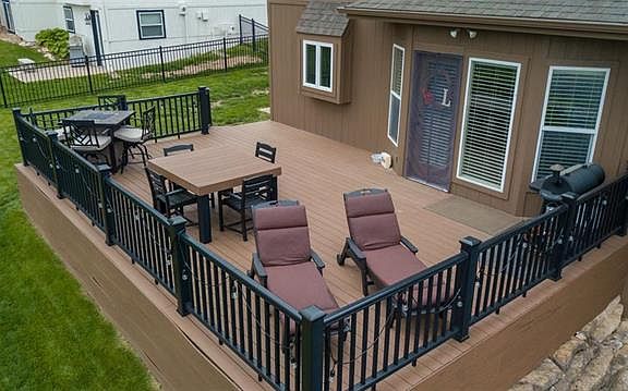 5th image of 1429 NE Whitestone Dr