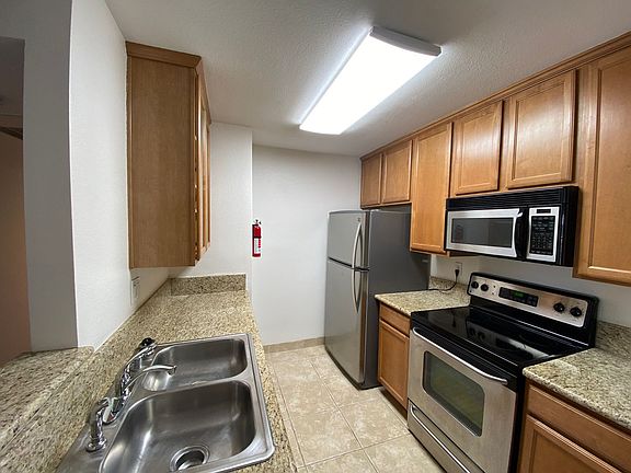 4th image of 7190 Shoreline Dr #6212
