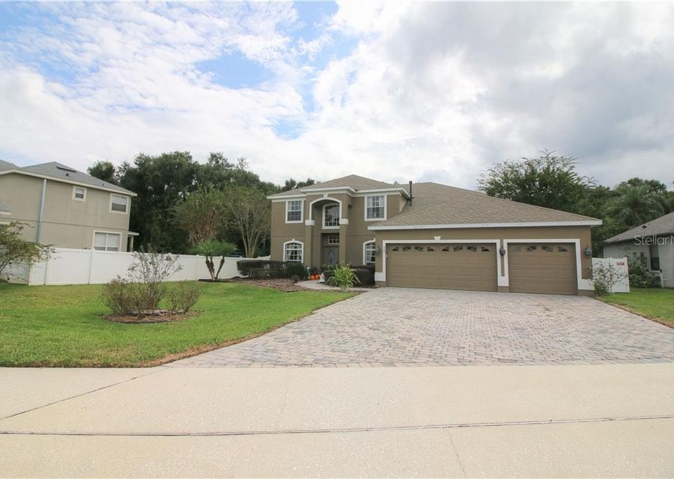 1st image of 330 Crystal Pond Ave