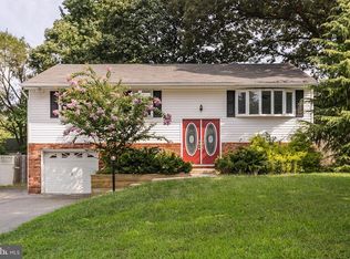 868 Chestnut Tree Dr, Annapolis, MD 21409