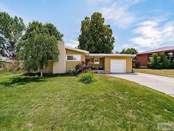 2nd image of 1540 Claire View Ln