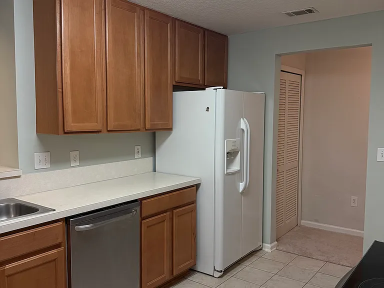 9576 Amarante Cir #8 — Photo 15
