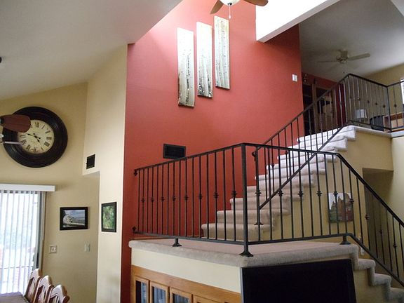 3rd image of 835 E Brook Hollow Dr