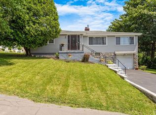 100 Claire Rd, Syracuse, NY 13214