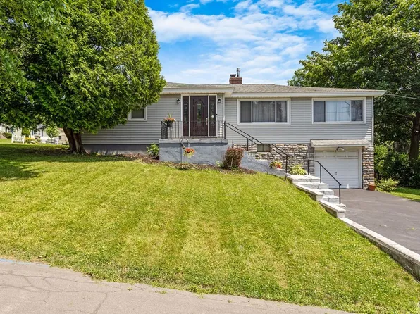 100 Claire Rd, Syracuse, NY 13214