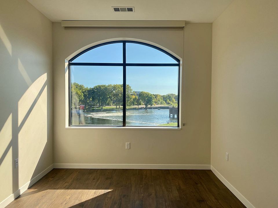 Discovery Point Apartment Rentals Menasha, WI Zillow