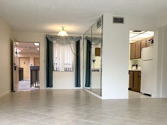 2nd image of 1900 N Congress Ave APT 202