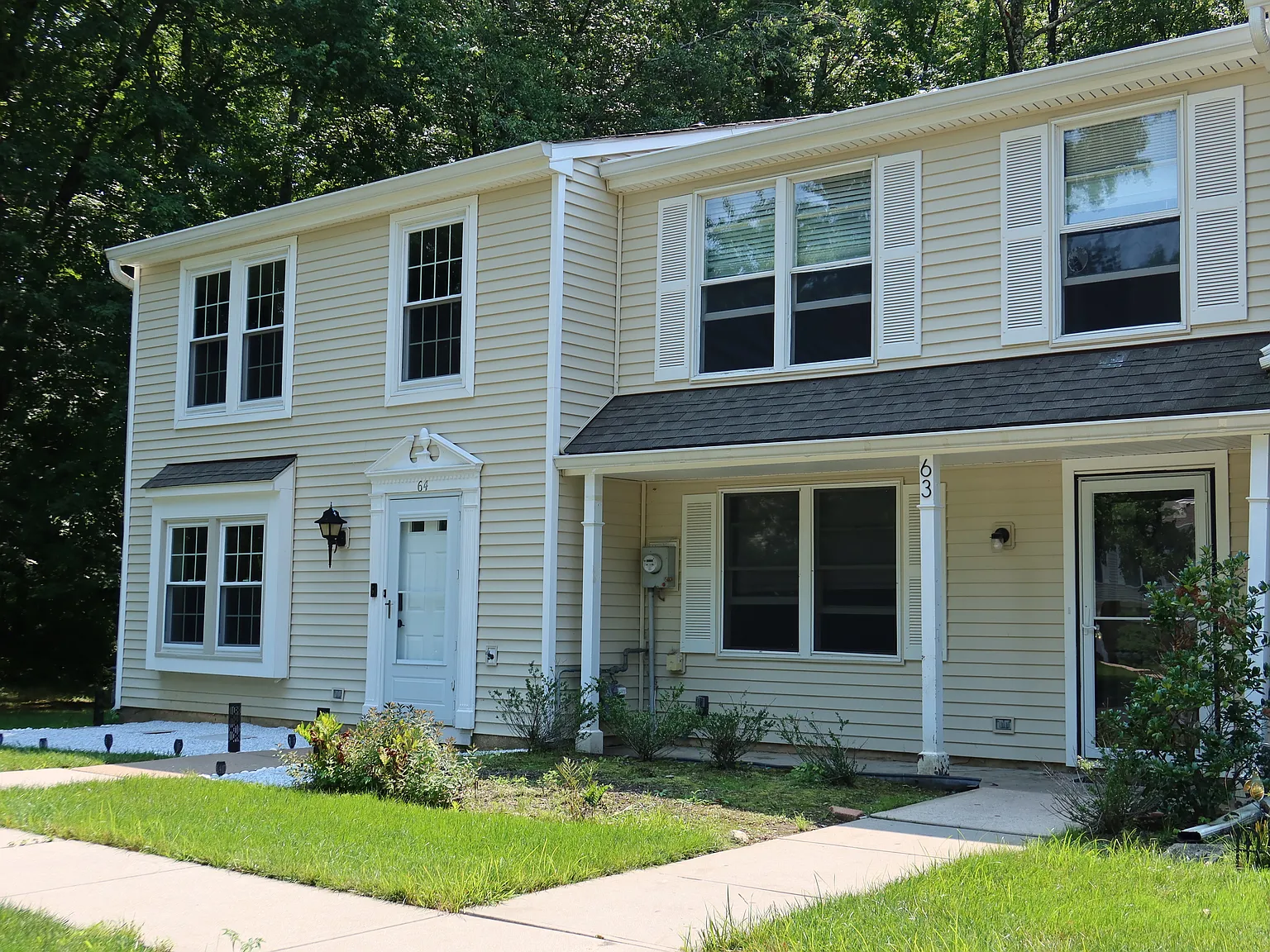 3 bed, 2.5 bath, 1200 sqft, $3,000 — Photo 2