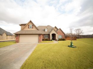 3311 W 109th St S, Jenks, OK 74037