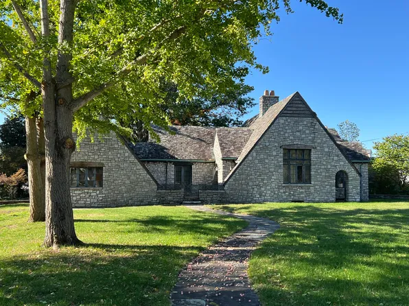 400 W Maple St, Nicholasville, KY 40356