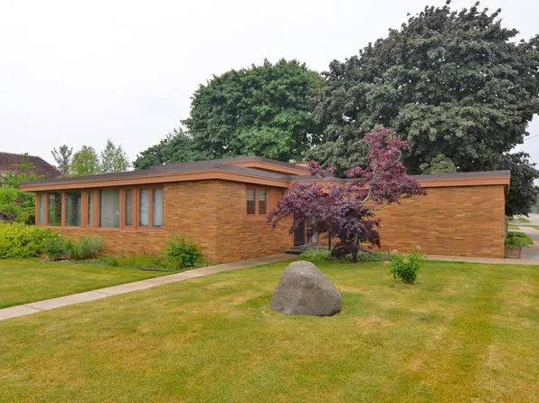 4001 Haven AVENUE, Racine, WI 53405