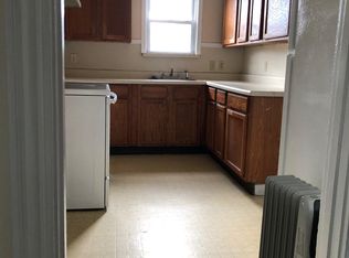 101 Clarence St APT 2, Cranston, RI 02910