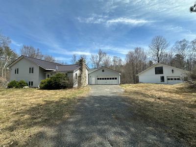 6 Coyote Alley, Belgrade, ME, 04917