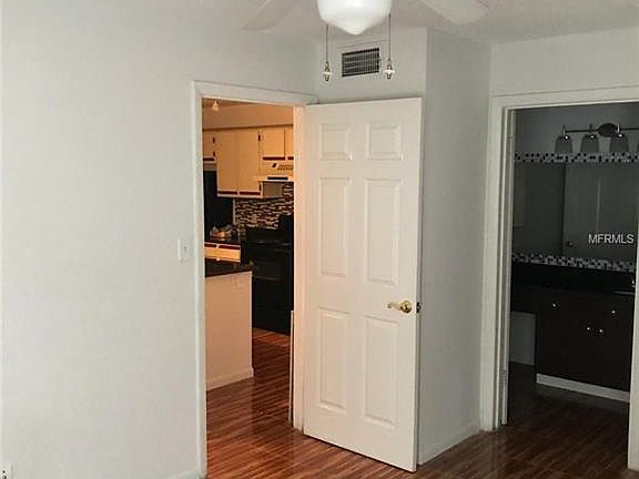 5th image of 4350 Perkinshire Ln APT Q-111