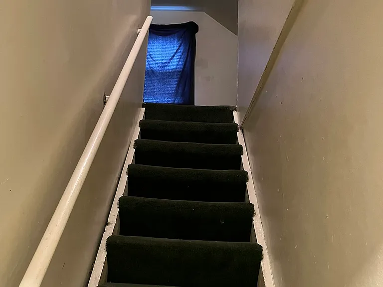 1319 Kingsley Ave — Photo 5