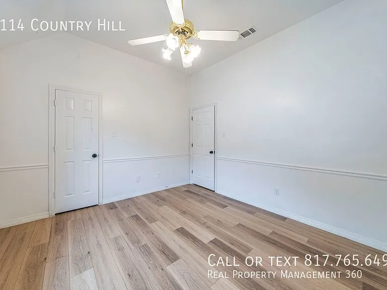 1114 Country Mnr — Photo 19