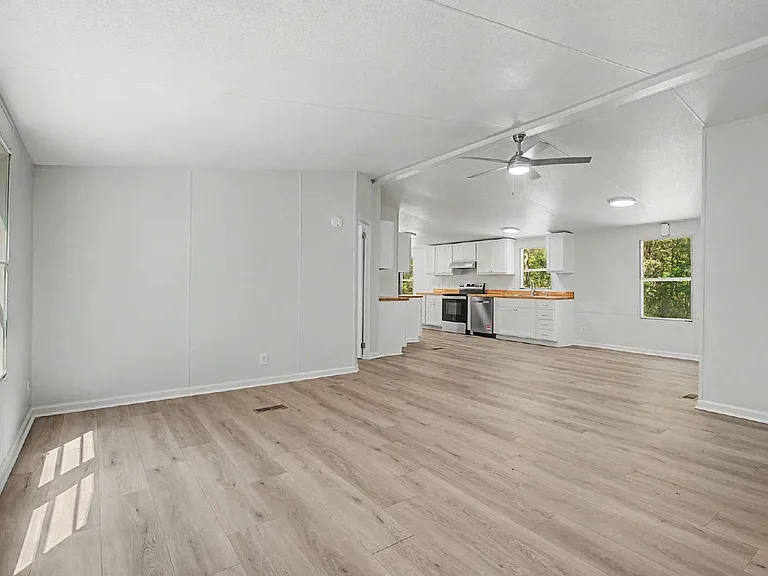 1083 Lily Pad Ln — Photo 6
