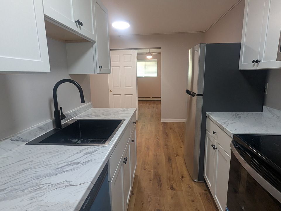 1st image of 420 Woodward Rd APT 17
