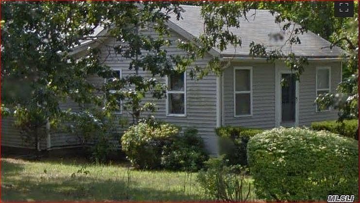 1st image of 102 Wood Road Trl