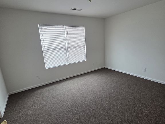 4th image of 111 Tabitha Ct #C