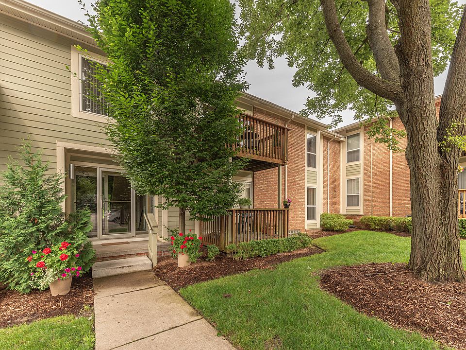 1st image of 725 Randolph St APT 218