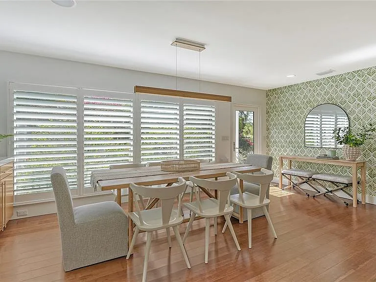 425 McKinley Dr — Photo 14
