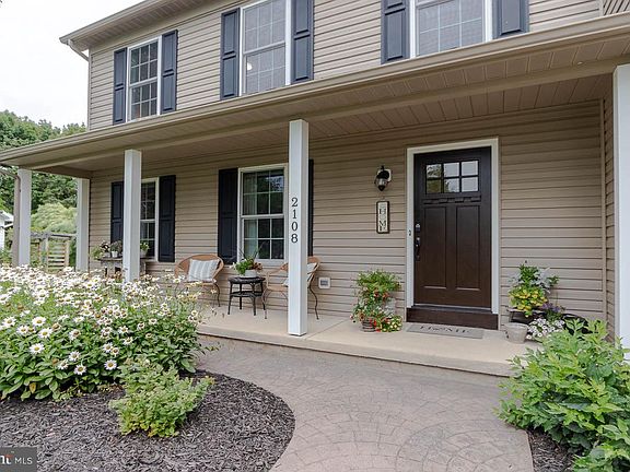5th image of 2108 Brushwood Dr