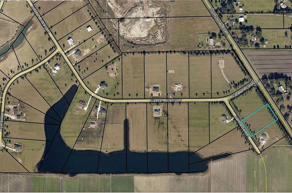 2nd image of 93 Cannondale Ln