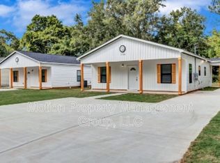 700 Carmen Ave #B1, Fort Valley, GA 31030