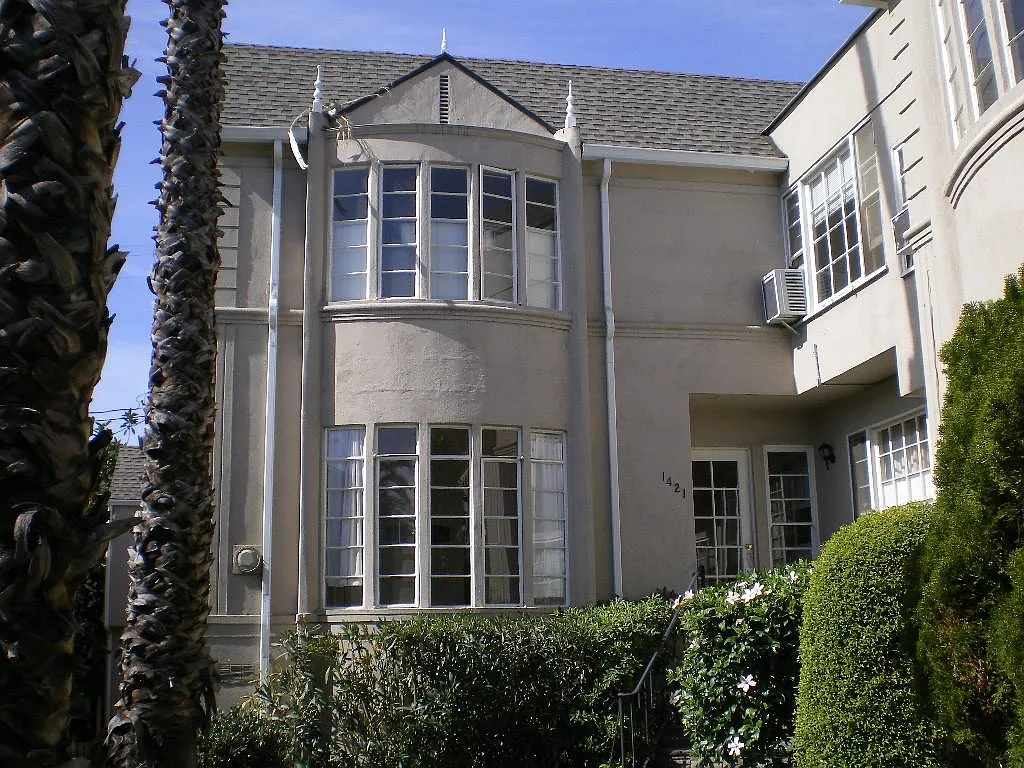 1 bed, 800 sqft, $2,250 — Photo 3