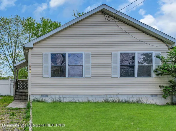 909 Radio Road, Little Egg Harbor, NJ 08087