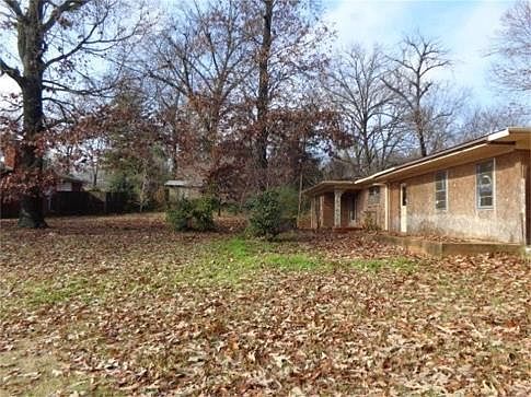 5th image of 109 Mustang Blvd