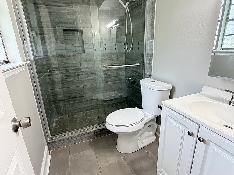 8778 Houma Dr — Photo 6