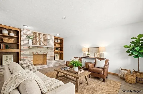 1875 Ormond Ave Photo 1