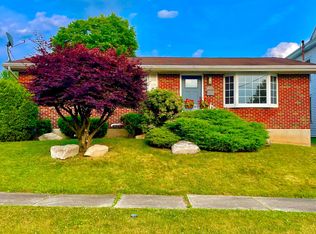 820 Lehigh St, Jim Thorpe, PA 18229