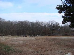 309 E Pine St, Rogers, AR 72756