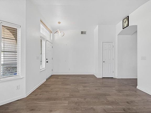 5th image of 2437 N Tracy Ave
