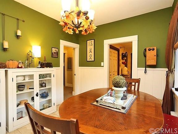 5th image of 864 E Kingsley Ave