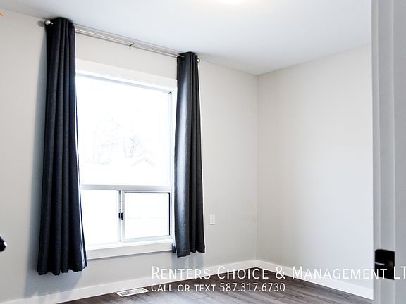3rd image of 5601C 52nd Ave