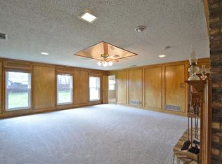221 Harris Dr, Sunnyvale, TX 75182