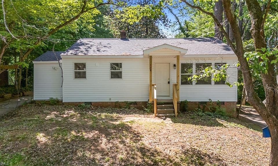 1st image of 728 W Banner Ave