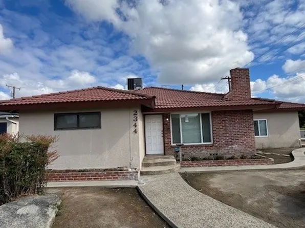 2344 W Walnut Ave, Visalia, CA 93277