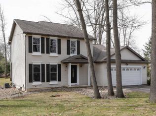 237 Hidden Forest Rd, Battle Creek, MI 49014