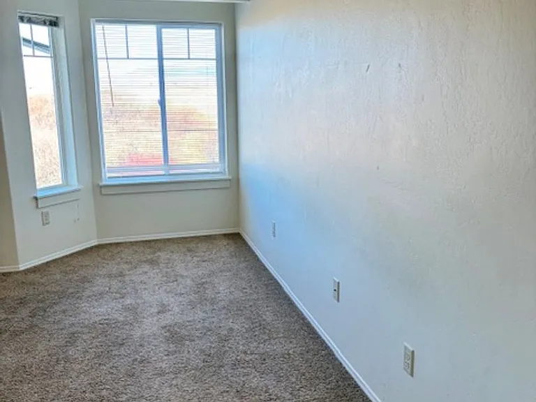 5625 Saxon Way #F — Photo 22