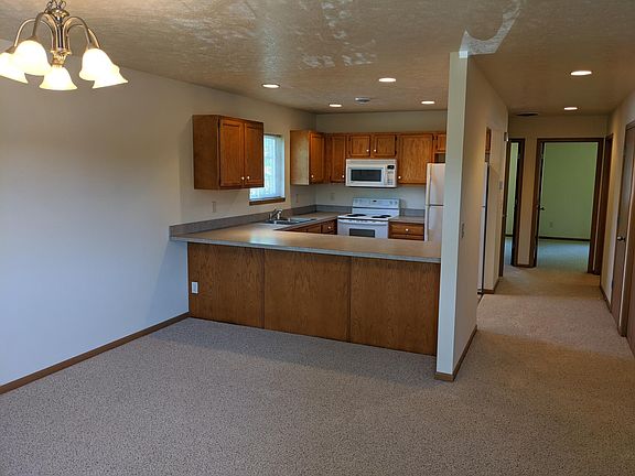 3rd image of 240 W McKinley Ave APT 5