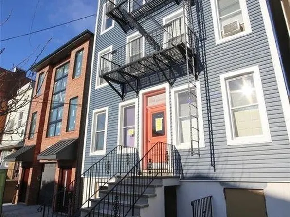 116 Irving Street image 9 of 9